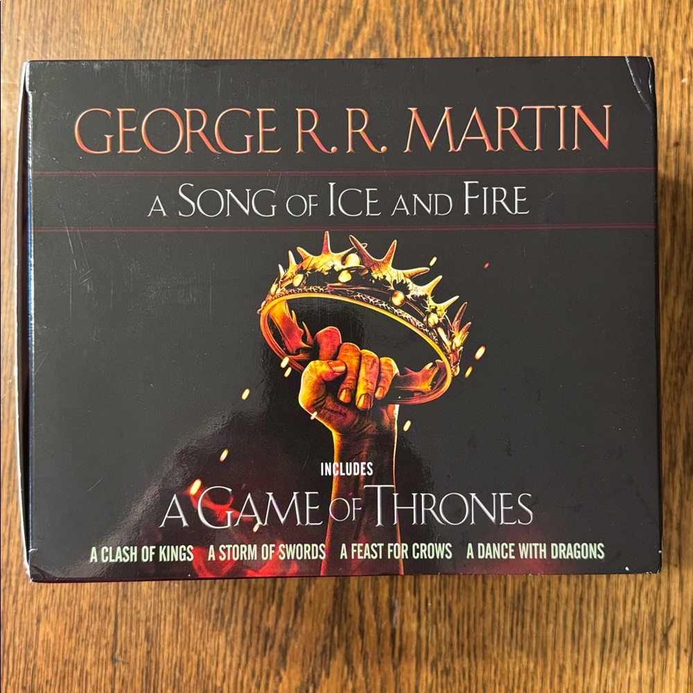 George R.R. Martin A Song of Ice & Fire Boxed Set, NEW - Picture 2 of 5
